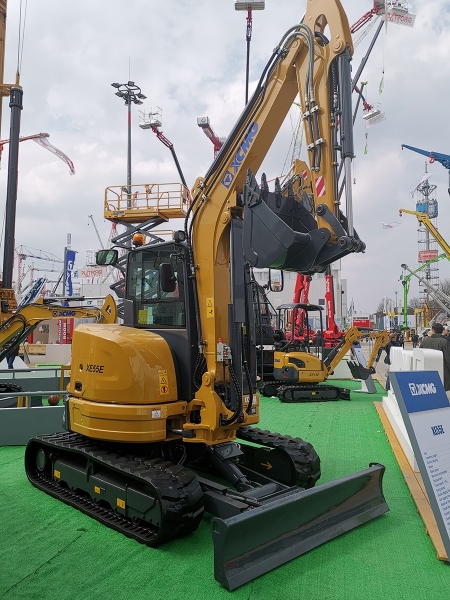 挖掘機履帶應(yīng)用