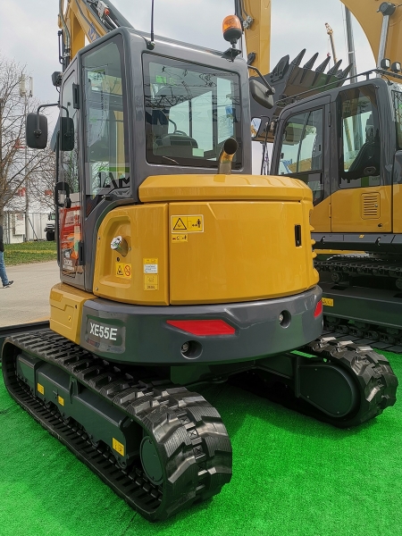 挖掘機履帶應(yīng)用